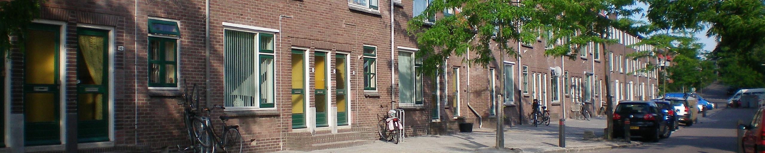 Straatfoto van de 50 jaren wijk in Moordrecht